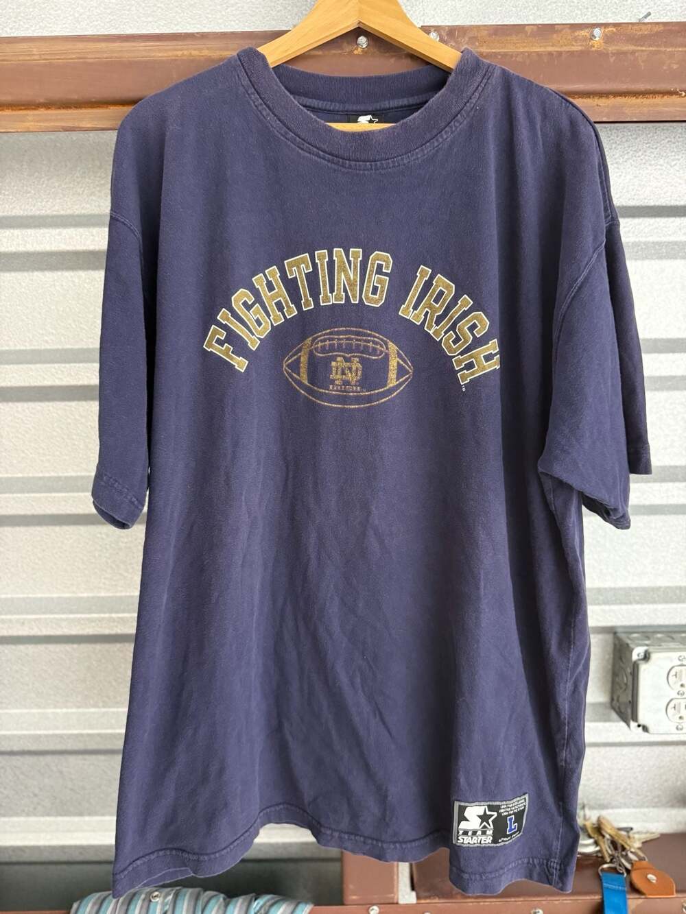 Team Starter Notre Dame Fighting Irish Football T-Shirt, Size L